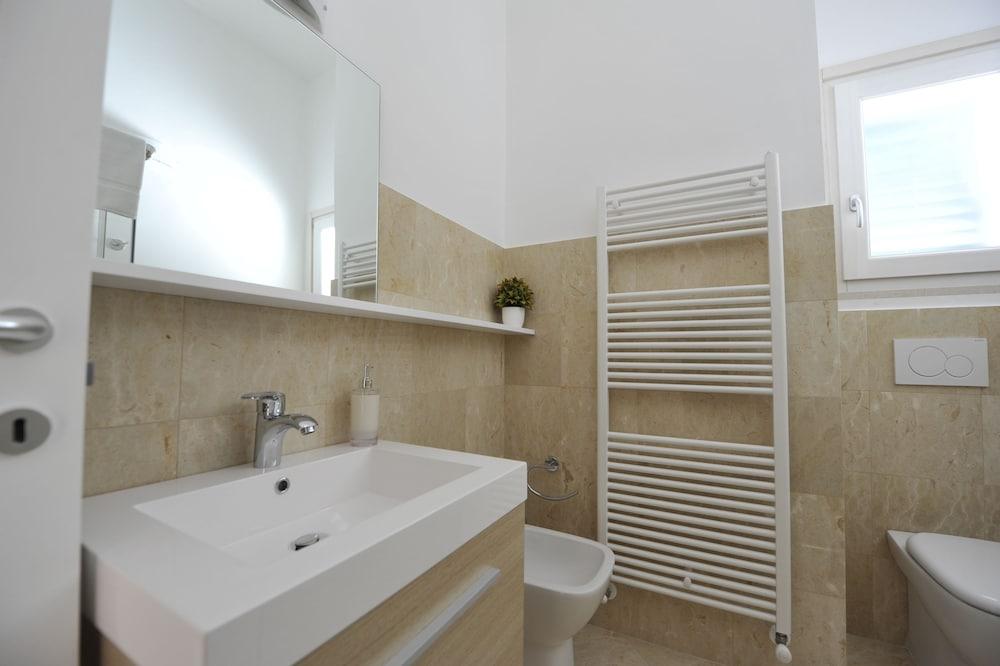 Palazzo Massari Hotel Lecce Bagian luar foto